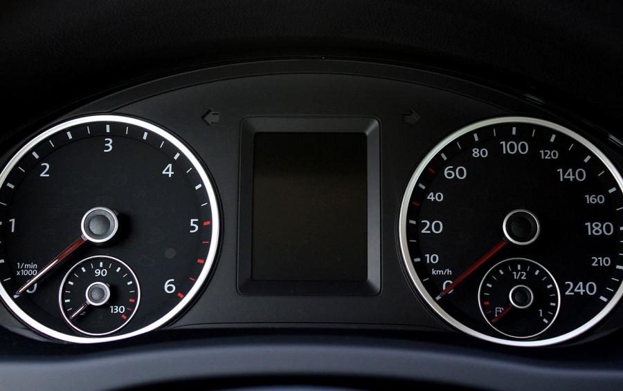  Volkswagen Tiguan TDI 2014 года  (фото 16 из 33)